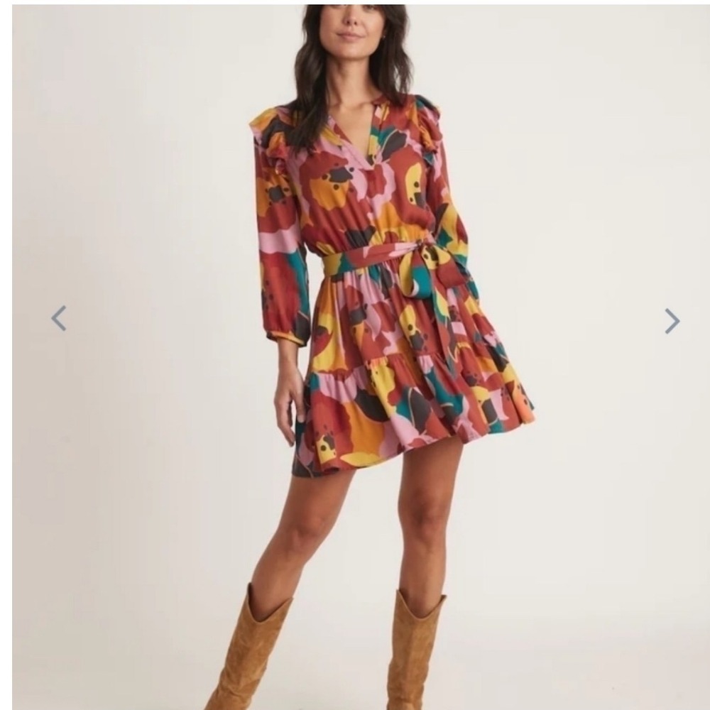 Marine Layer Elise Mini Dress in
Exploded Floral Size Medium NWT‎
